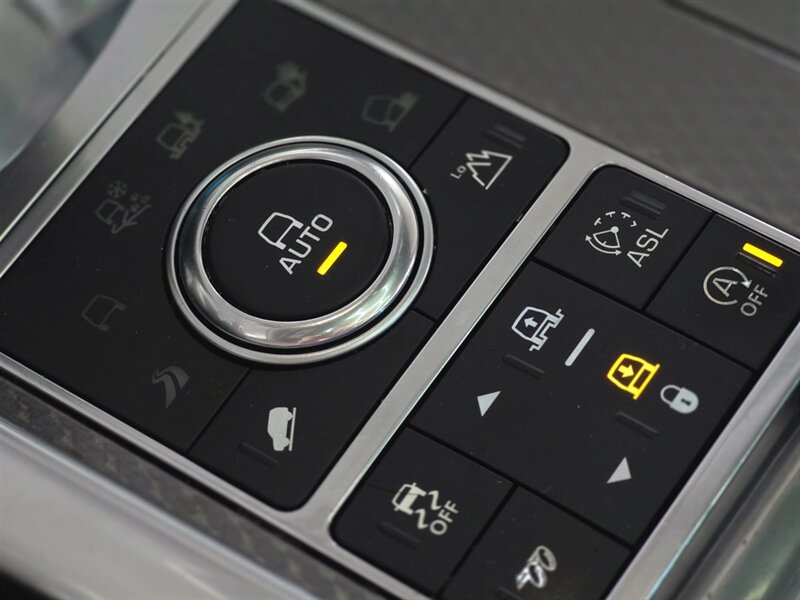 Vehicle image 27 of 48