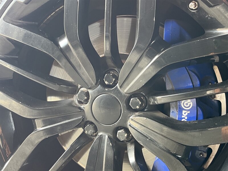 Vehicle image 11 of 48