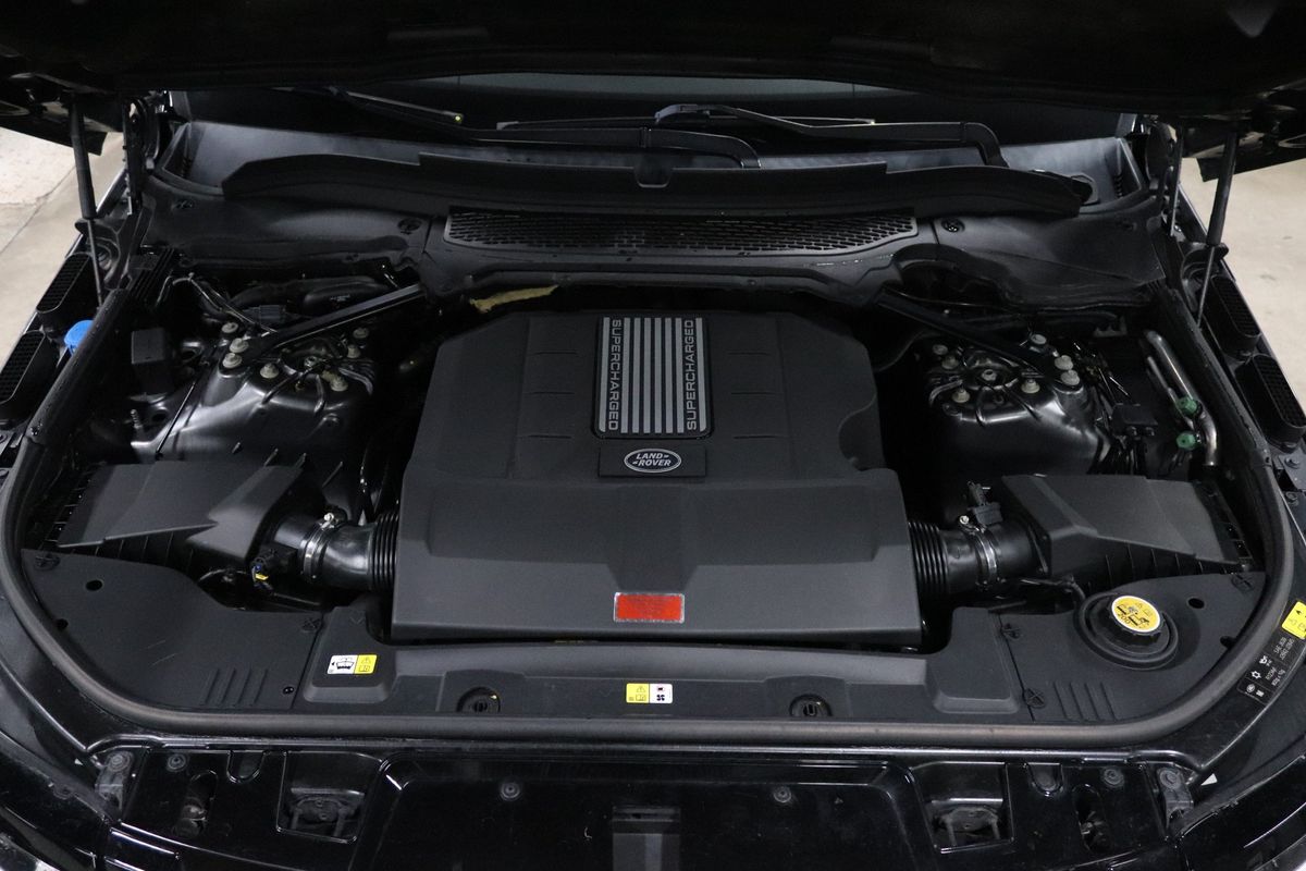 Vehicle image 9 of 35