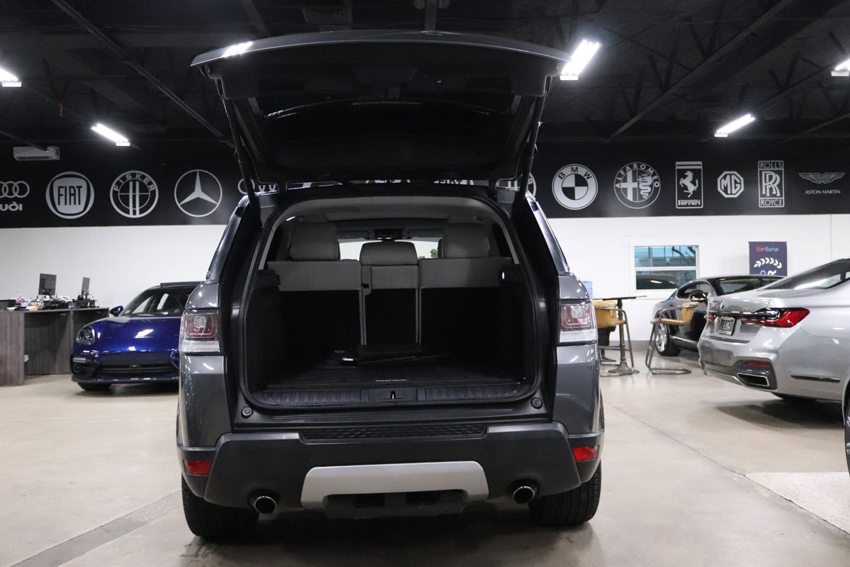 Vehicle image 33 of 35