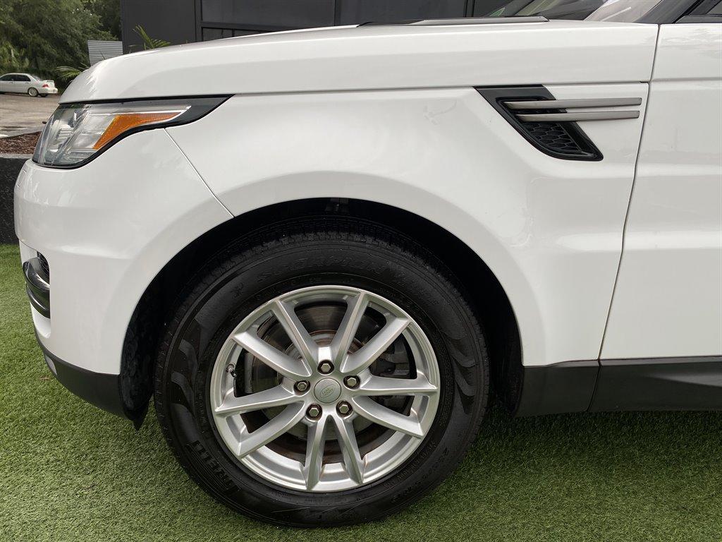 Vehicle image 9 of 28