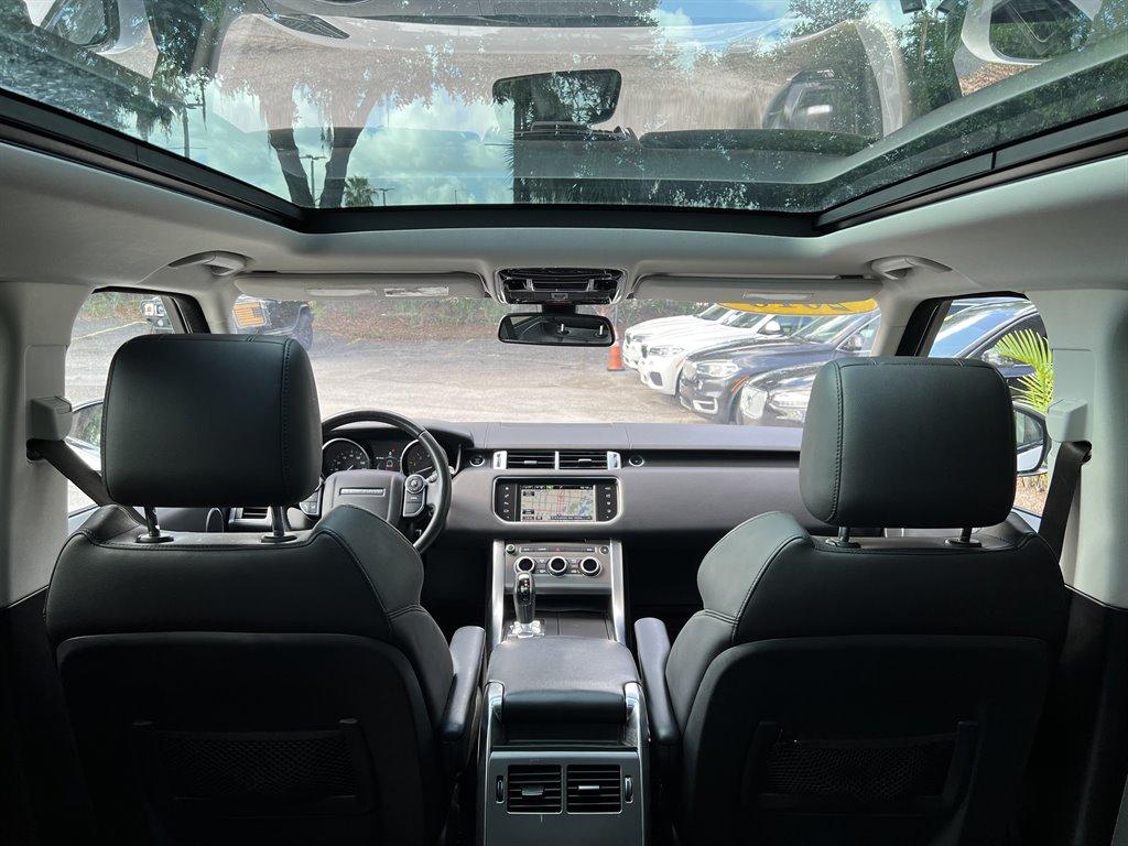 Vehicle image 15 of 28