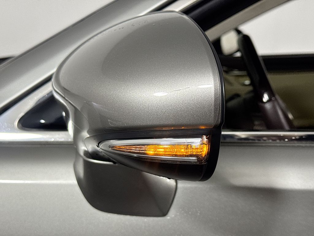 2016 Lexus ES 350 Image 43 of 44