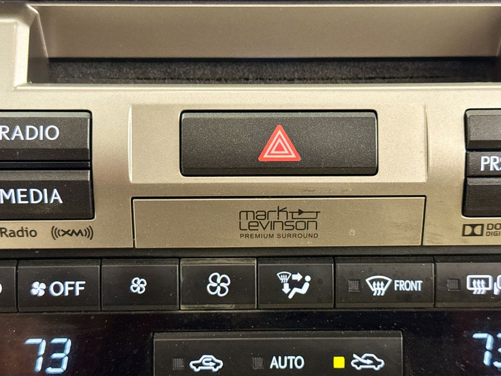 2016 Lexus ES 350 Image 39 of 44