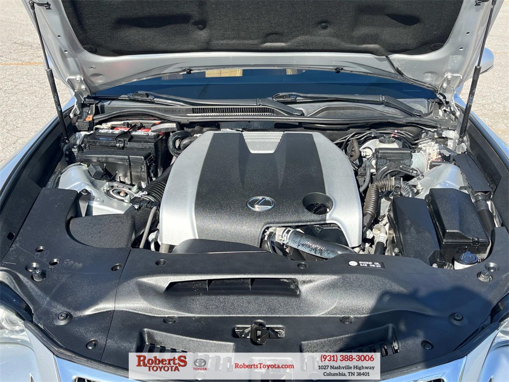 Vehicle image 10 of 30