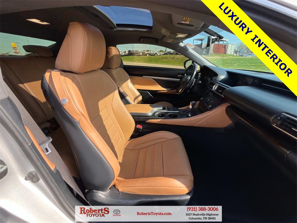 Vehicle image 13 of 30