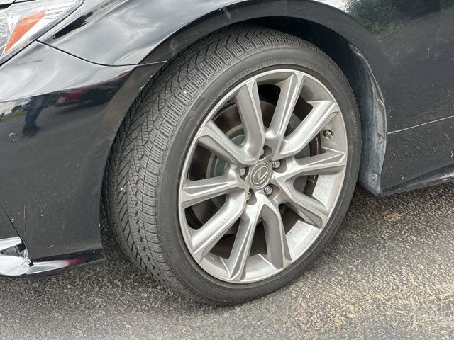 2016 Lexus RC 300 Image 3 of 6