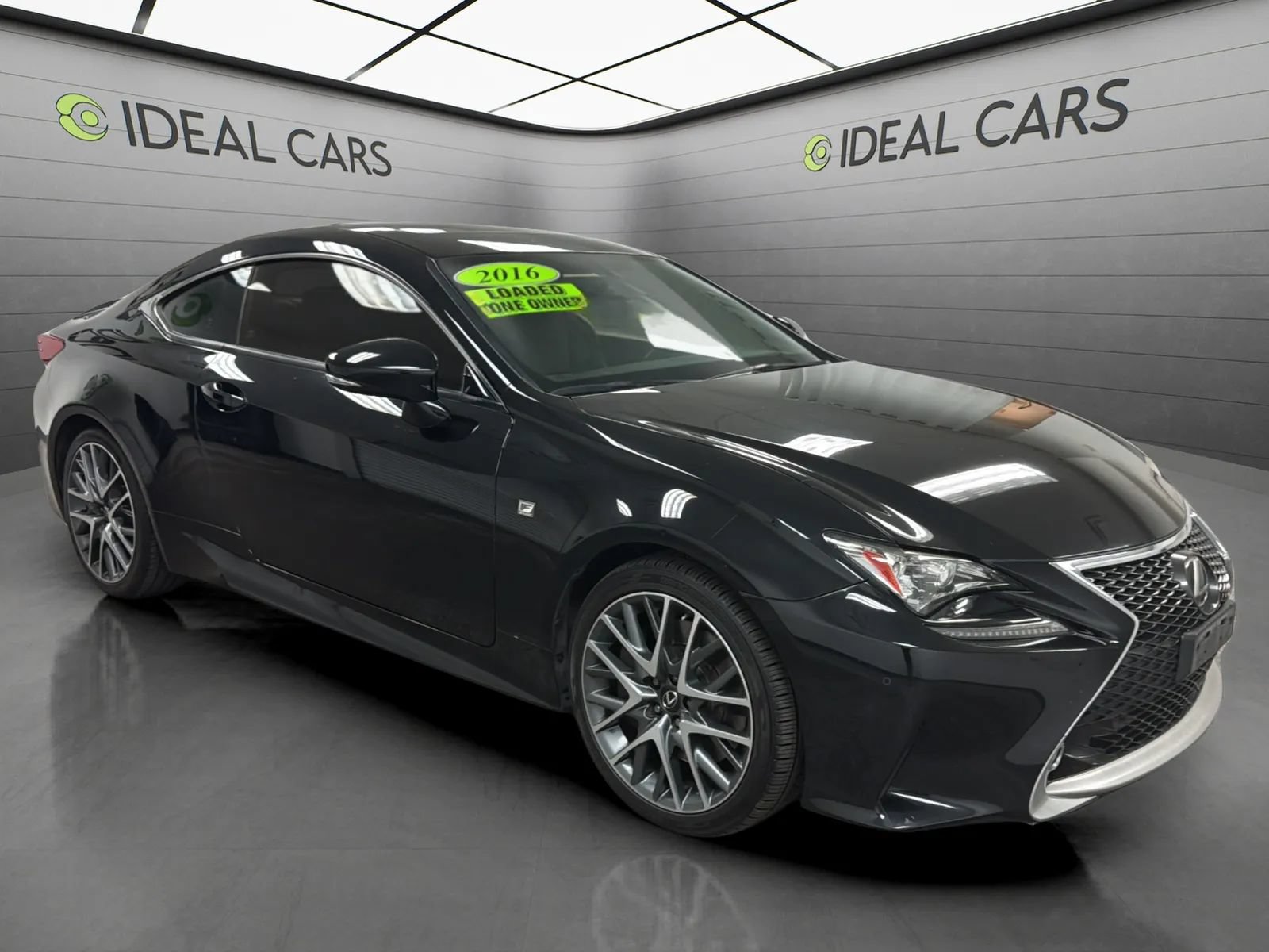 2016 Lexus RC 350 Image 3 of 30