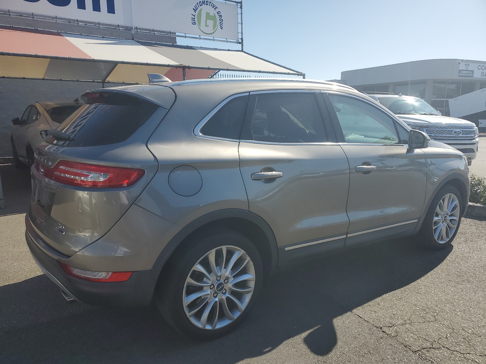 Vehicle image 5 of 15