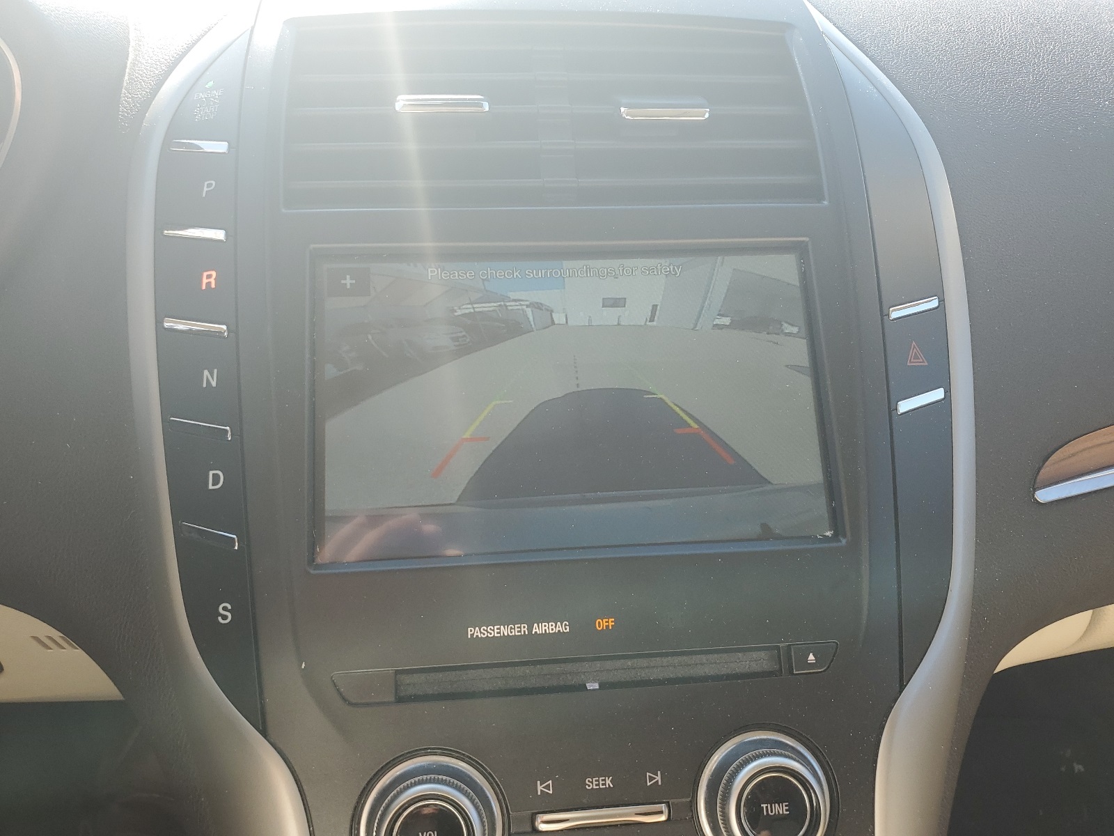 Vehicle image 13 of 15