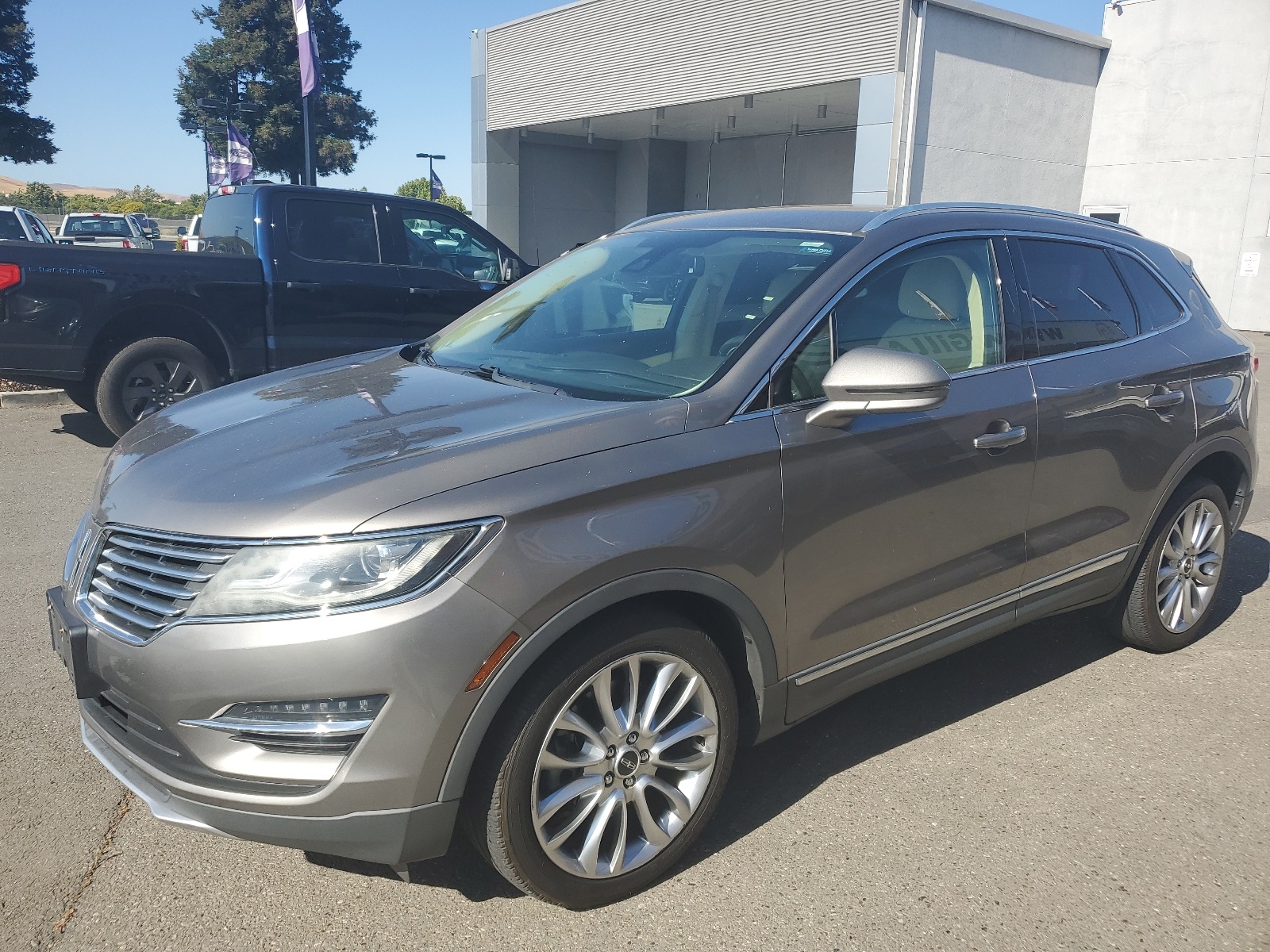 Vehicle image 1 of 15