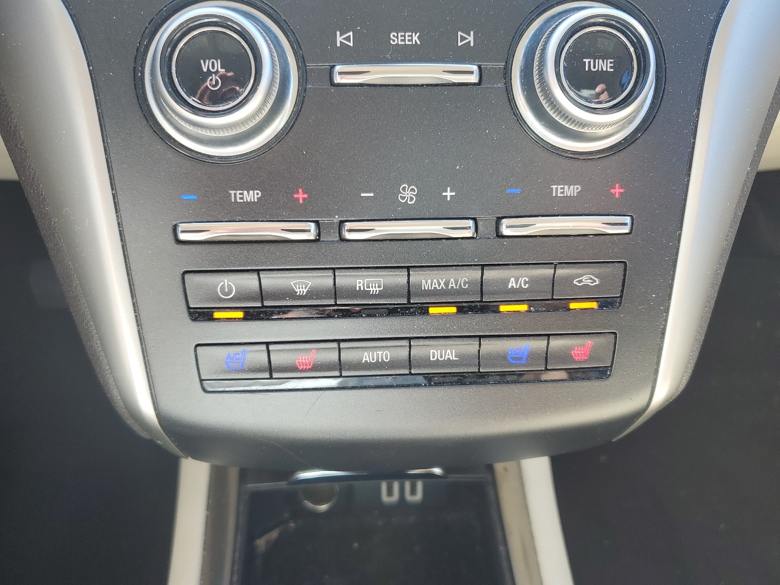 Vehicle image 15 of 15