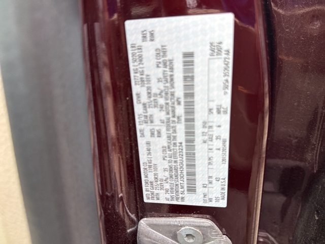 Vehicle image 24 of 27