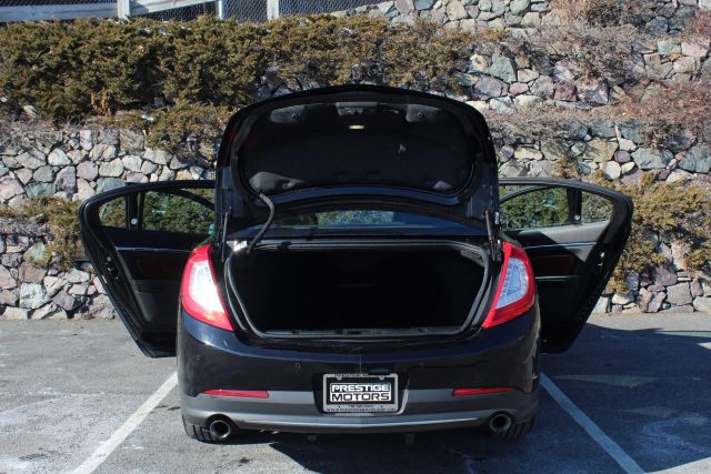 Vehicle image 10 of 38