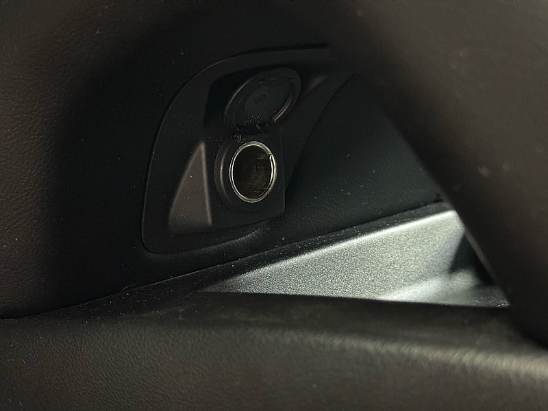 Vehicle image 38 of 46