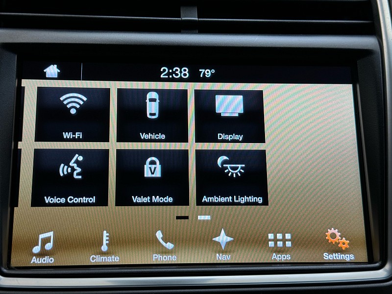 Vehicle image 26 of 46