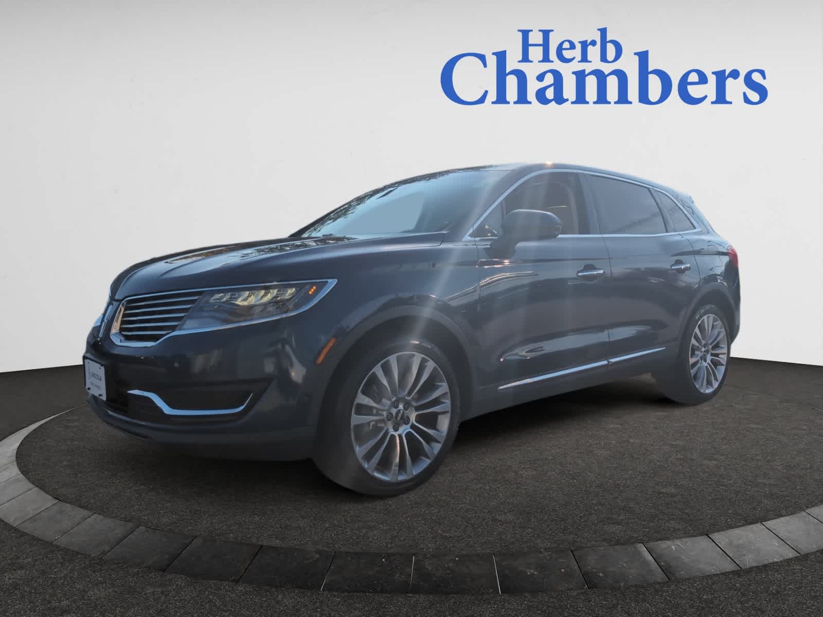 2016 Lincoln MKX Reserve Image 1 of 24