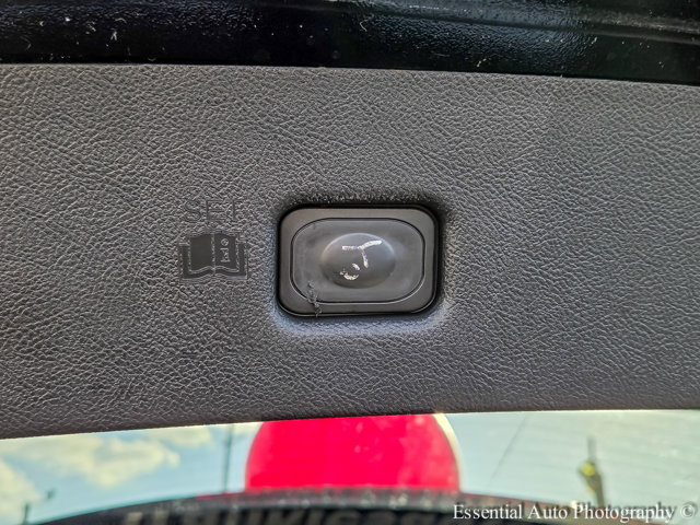 Vehicle image 37 of 38
