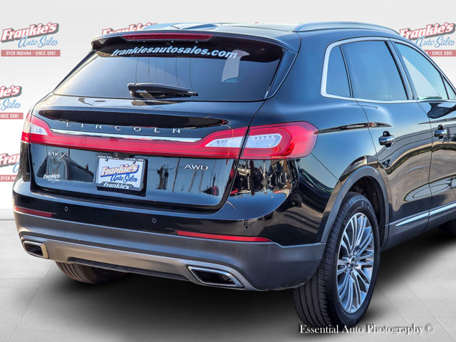 Vehicle image 5 of 38