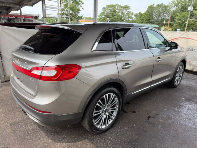 Vehicle image 8 of 58