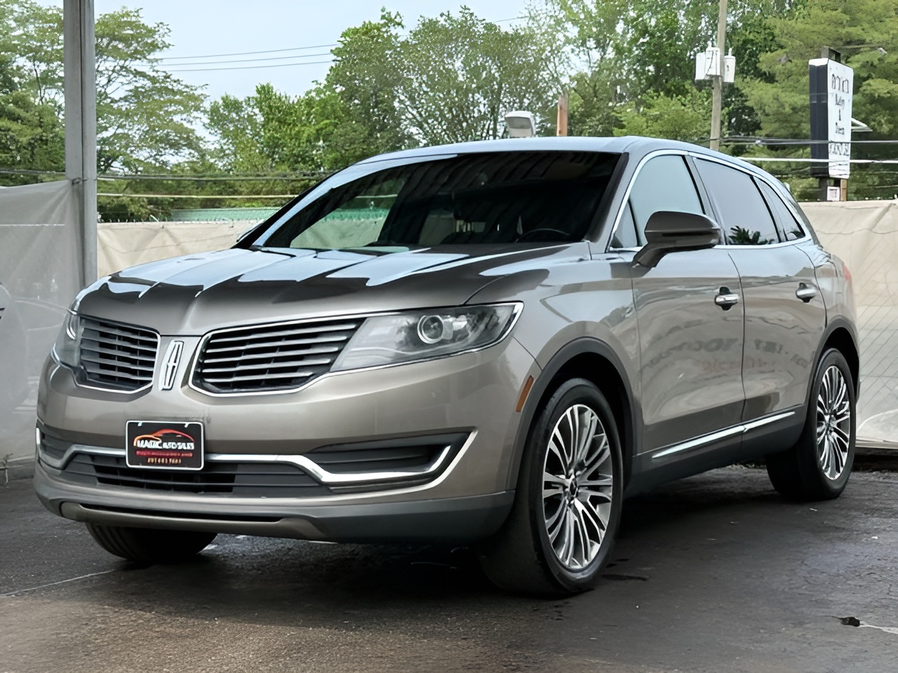 Vehicle image 49 of 58