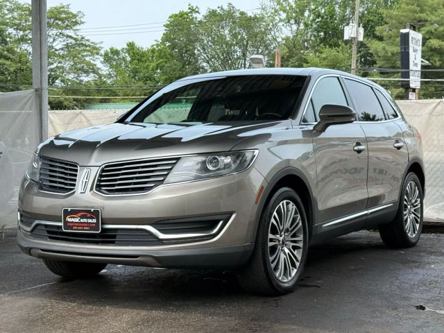 Vehicle image 2 of 58