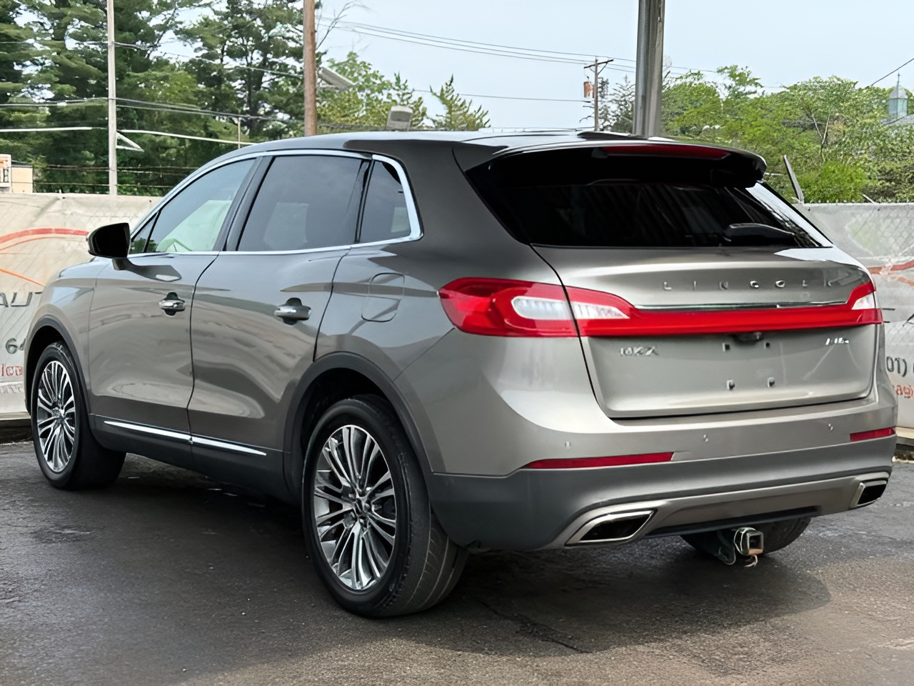 Vehicle image 57 of 58