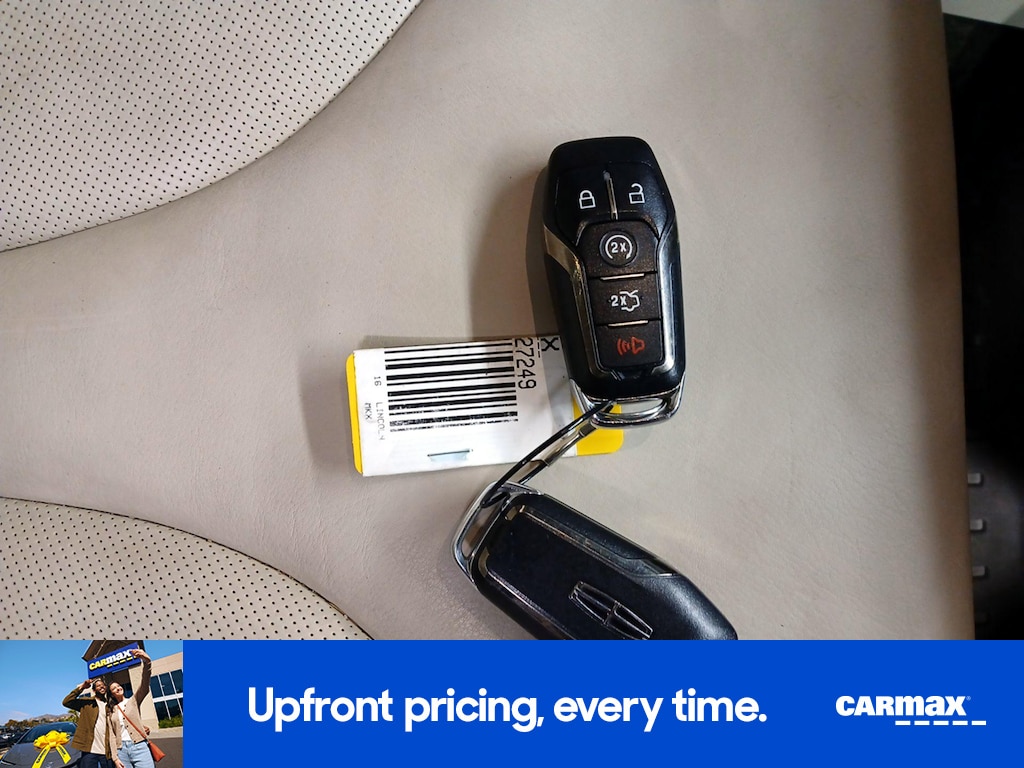 2016 Lincoln MKX Select Image 20 of 26