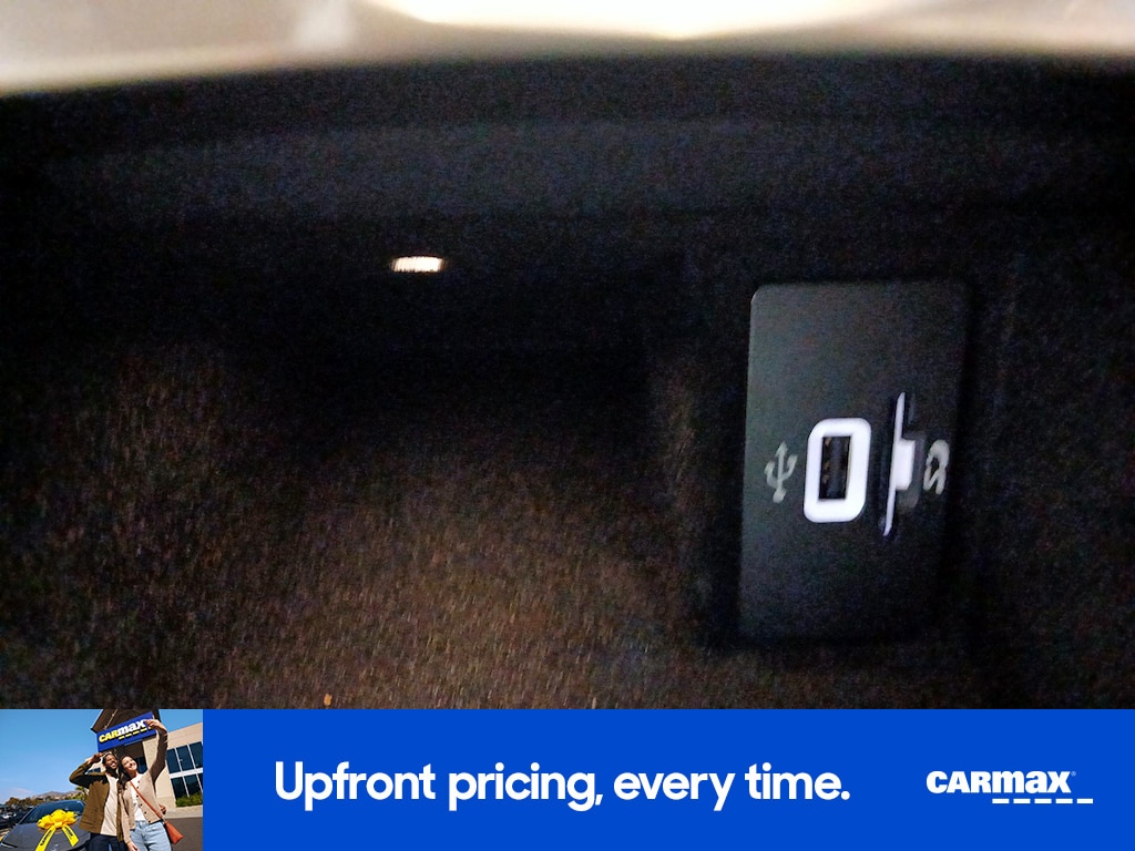 2016 Lincoln MKX Select Image 22 of 26