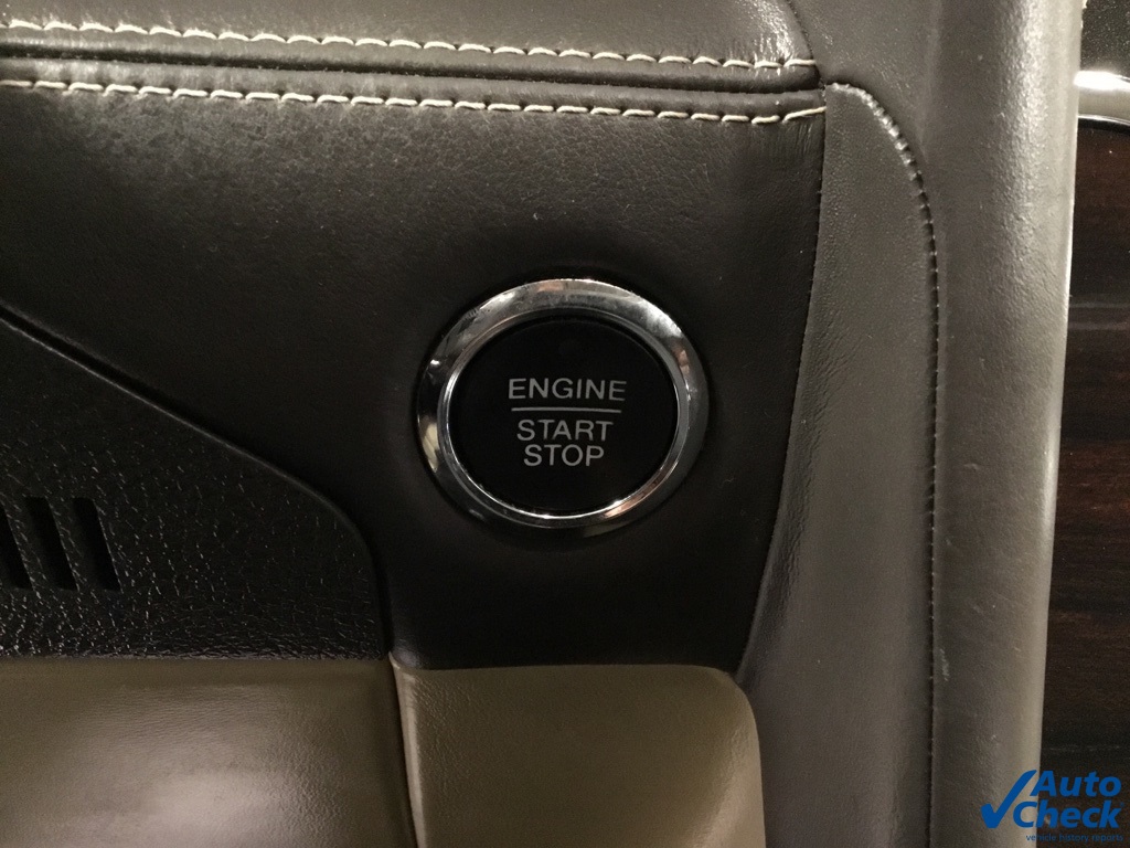 Vehicle image 36 of 56