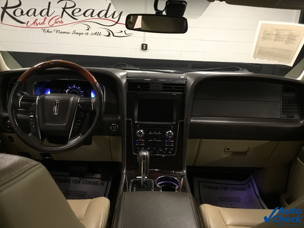 Vehicle image 28 of 56