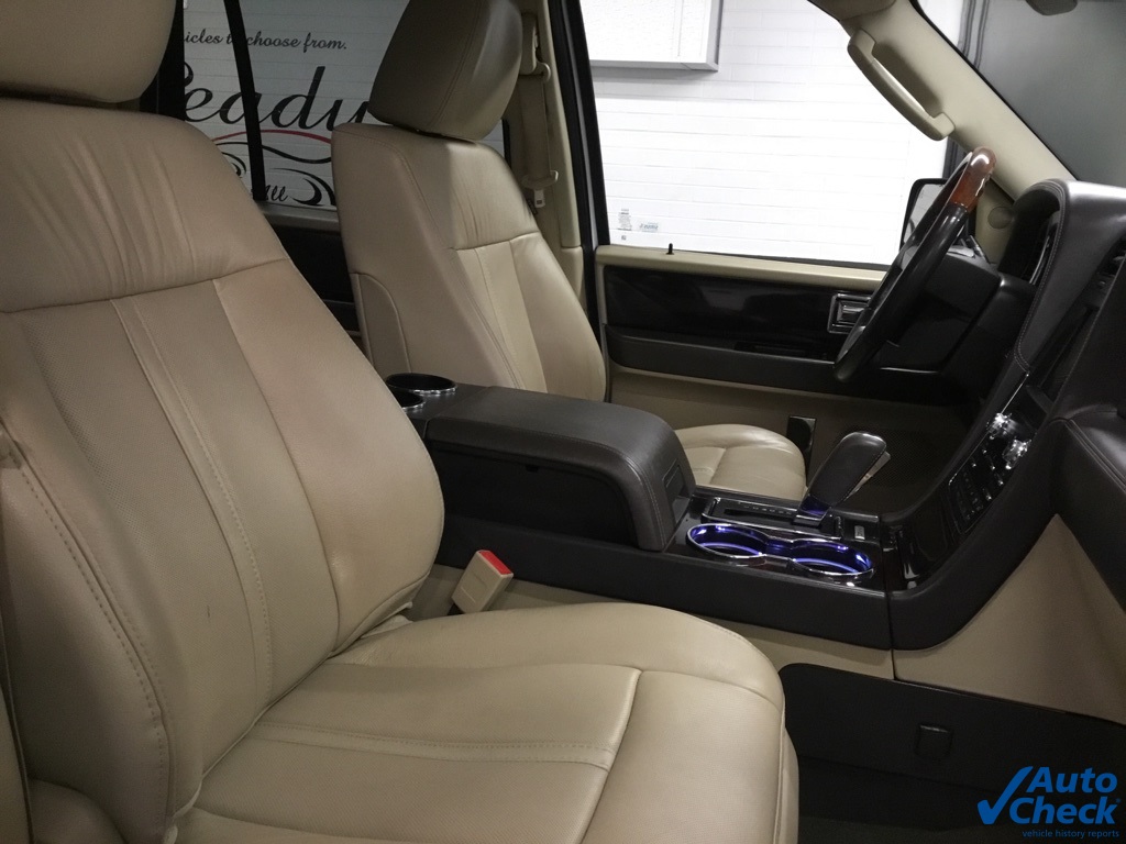 Vehicle image 21 of 56