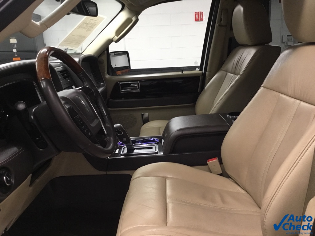 Vehicle image 26 of 56