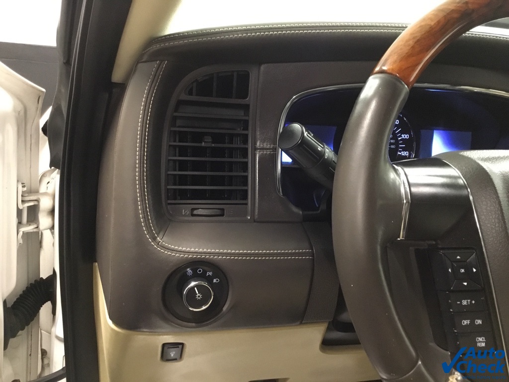 Vehicle image 47 of 56
