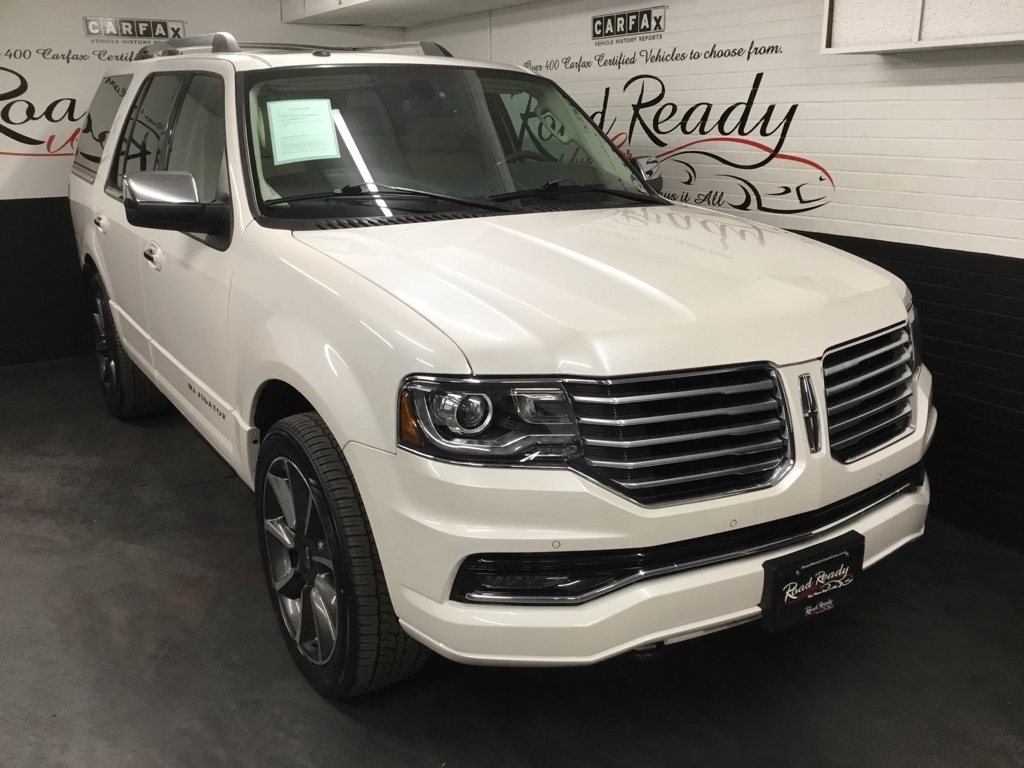 Vehicle image 4 of 56