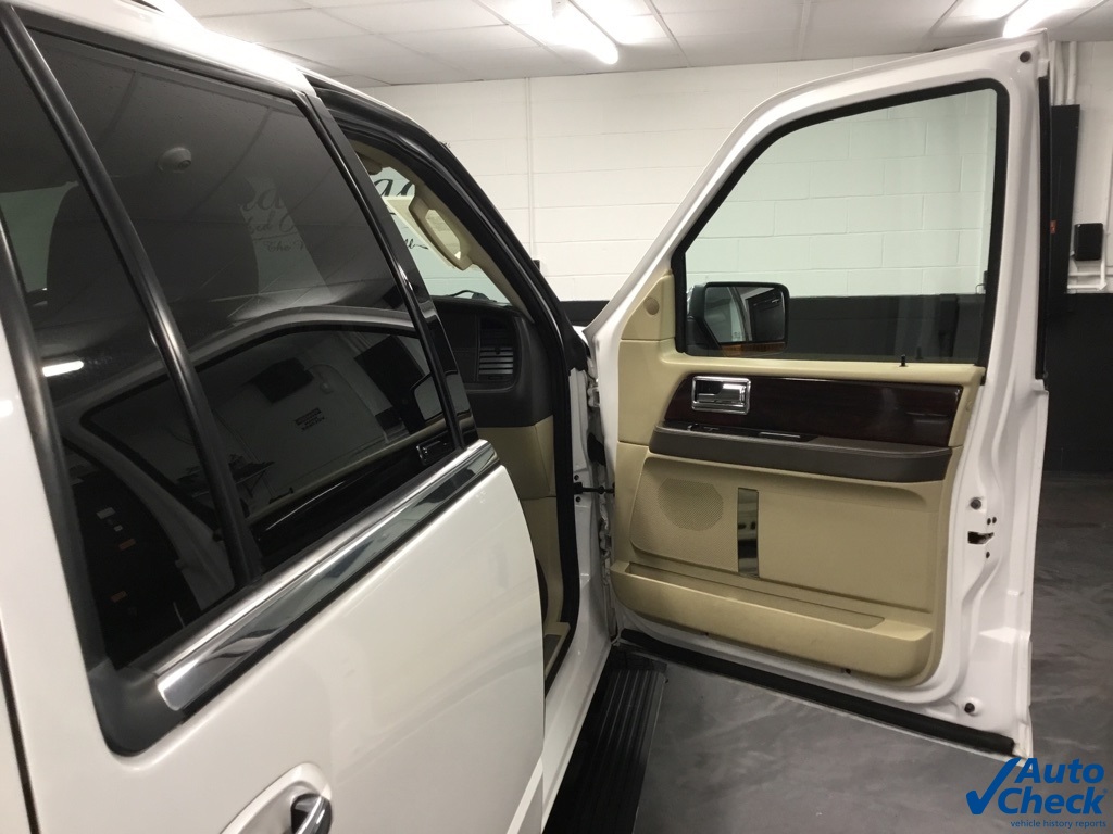 Vehicle image 48 of 56
