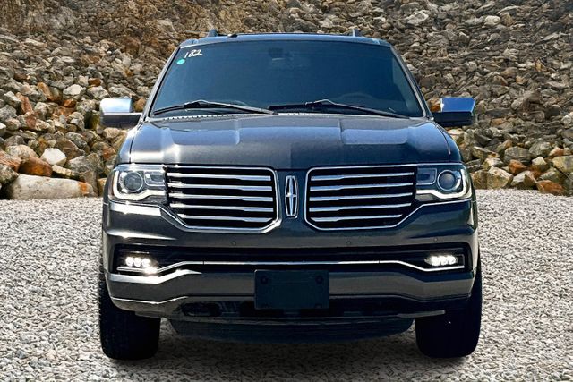 Vehicle image 2 of 33