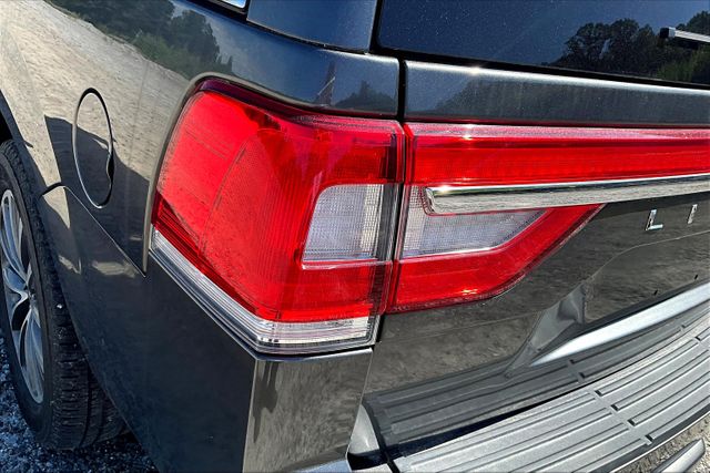 Vehicle image 33 of 33