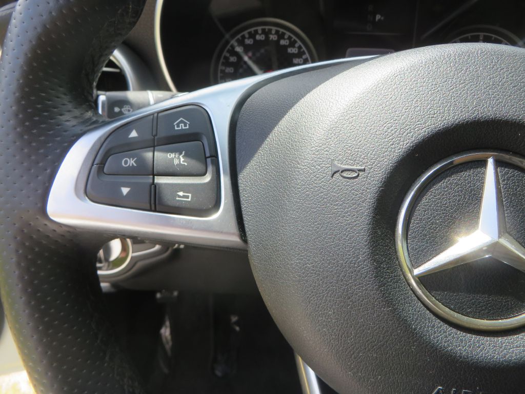 Vehicle image 14 of 24