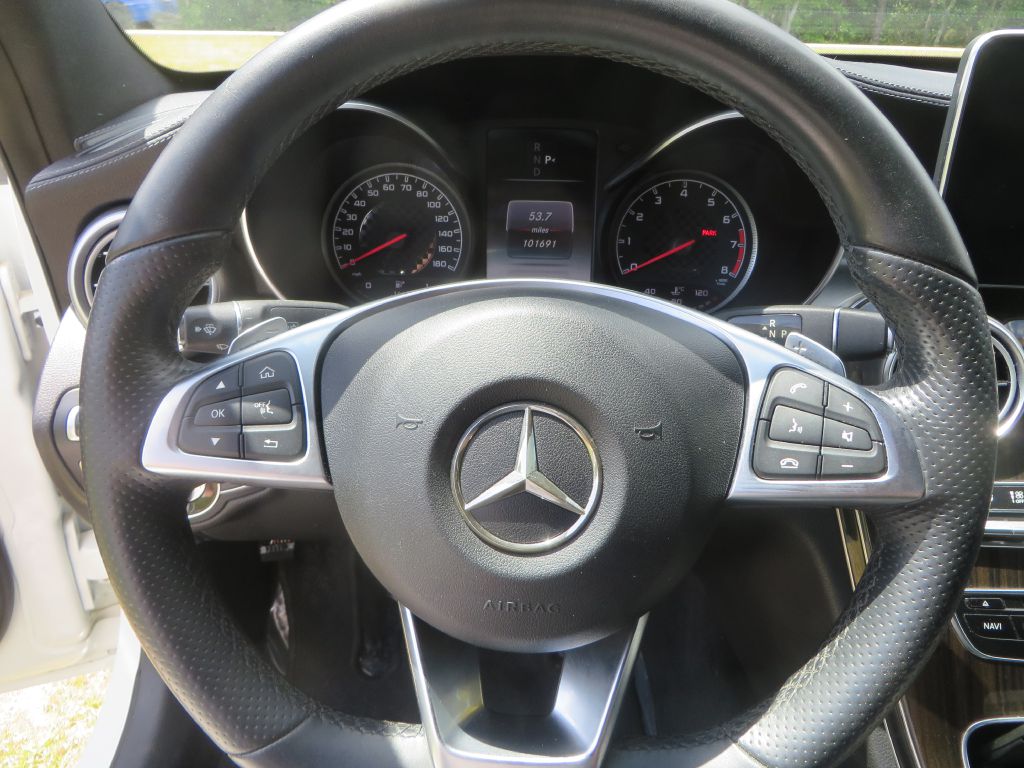 Vehicle image 13 of 24