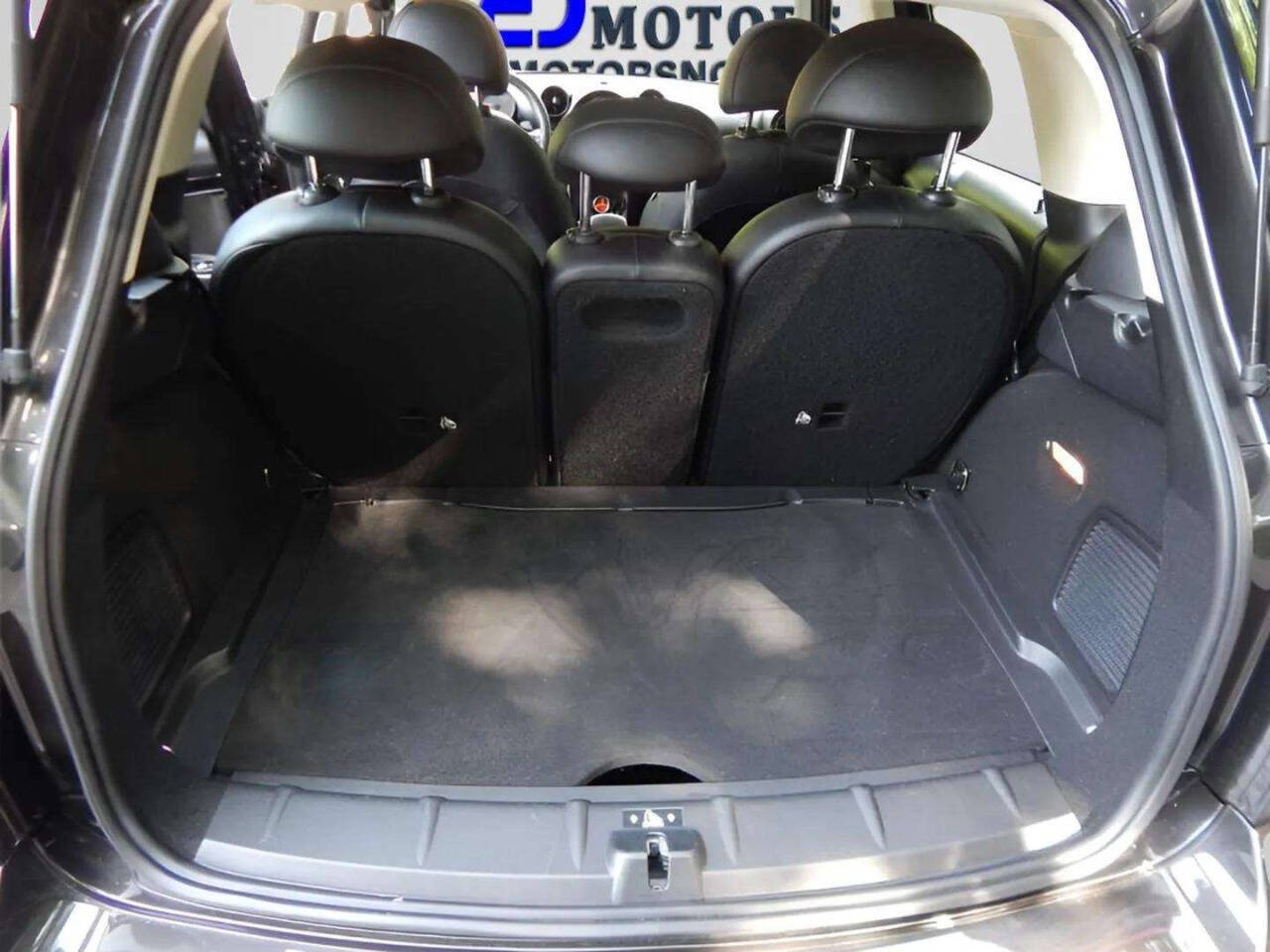 2016 MINI Cooper Countryman S Image 14 of 59