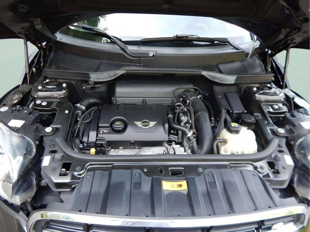 2016 MINI Cooper Countryman S Image 12 of 59