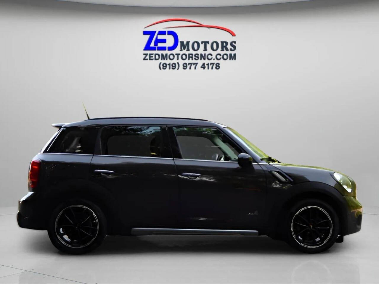 2016 MINI Cooper Countryman S Image 6 of 59