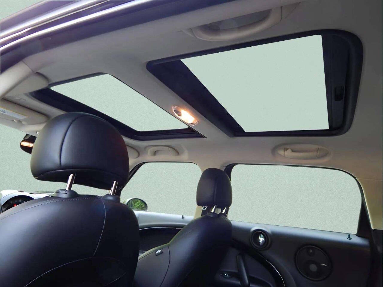 2016 MINI Cooper Countryman S Image 24 of 59