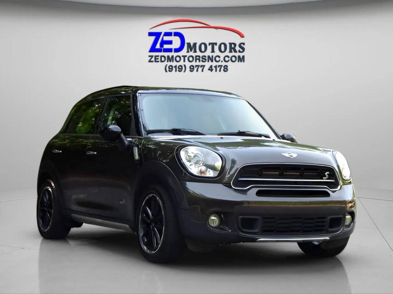 2016 MINI Cooper Countryman S Image 5 of 59