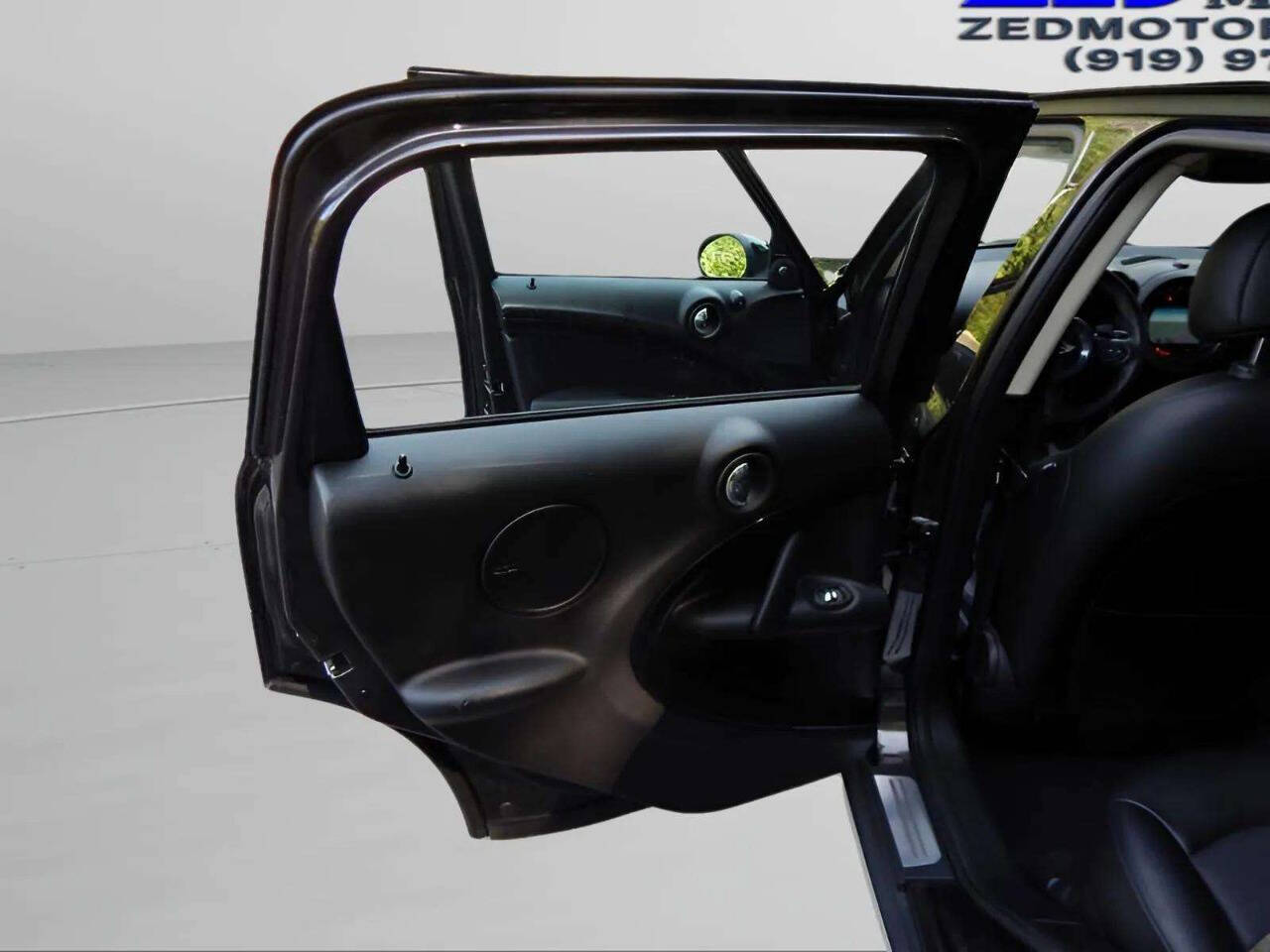 2016 MINI Cooper Countryman S Image 26 of 59