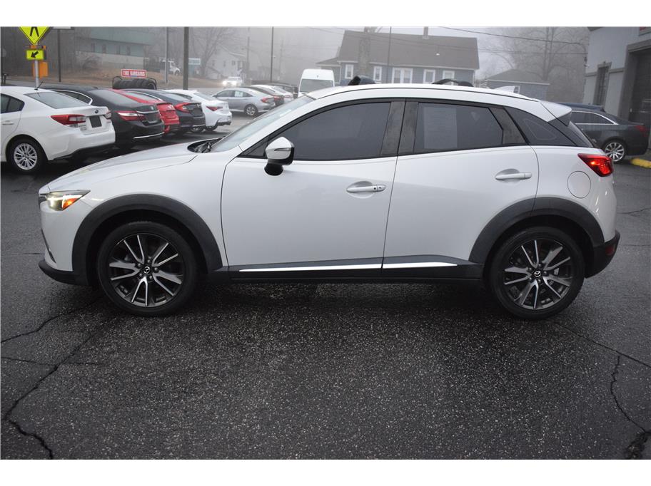 Vehicle image 2 of 33