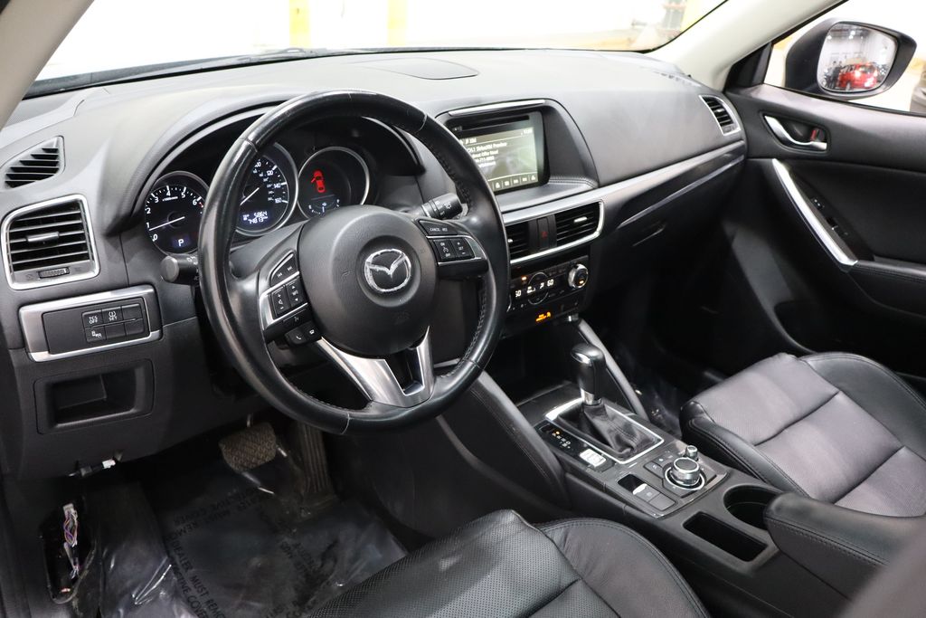 Vehicle image 19 of 40