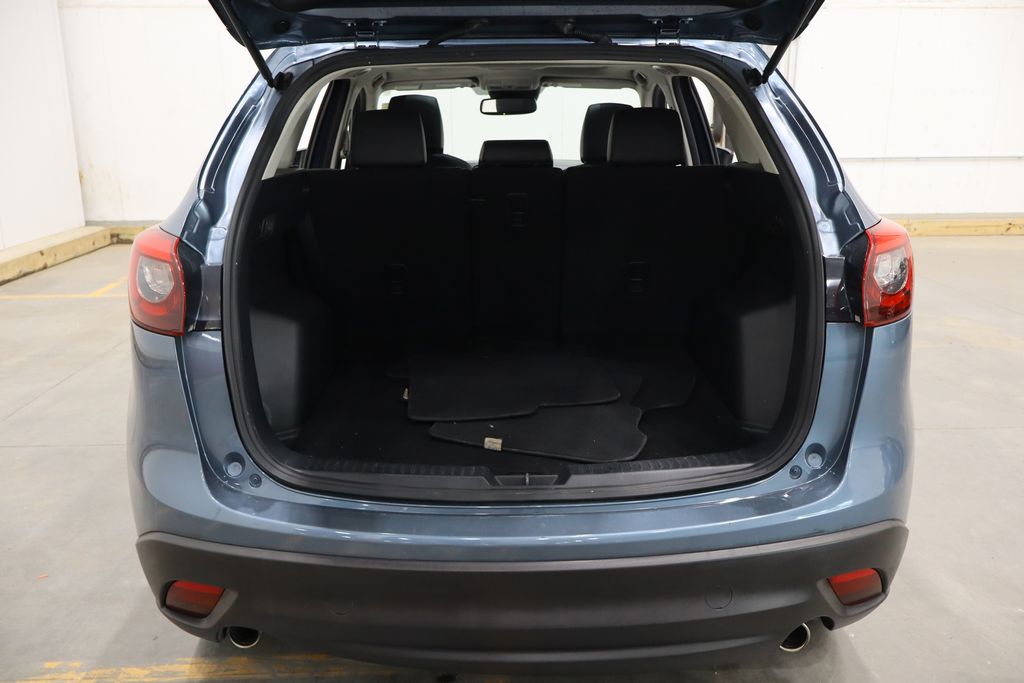 Vehicle image 12 of 40