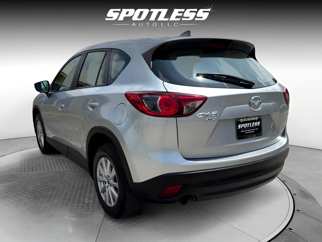 Vehicle image 34 of 36